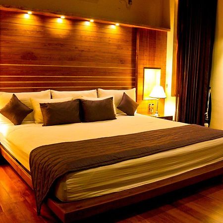 White Palace Hotel Gampaha Luaran gambar