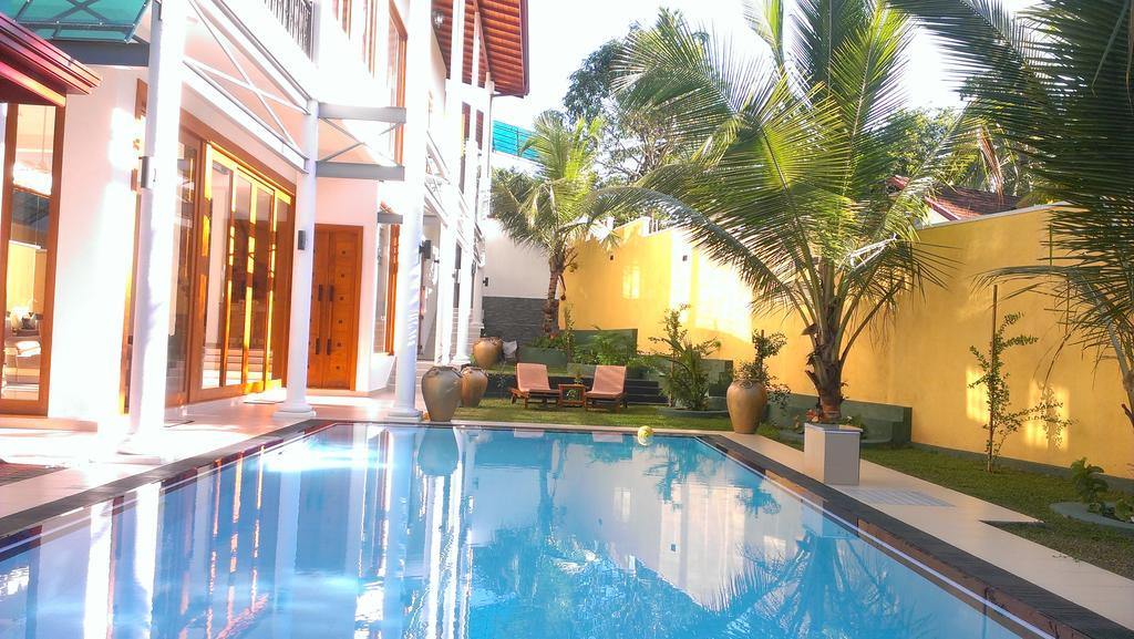 White Palace Hotel Gampaha Luaran gambar